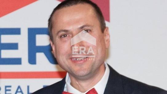 Антон Андонов