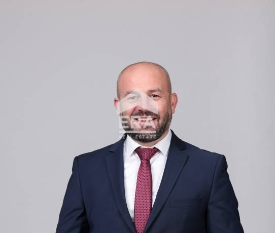 Хари Минас