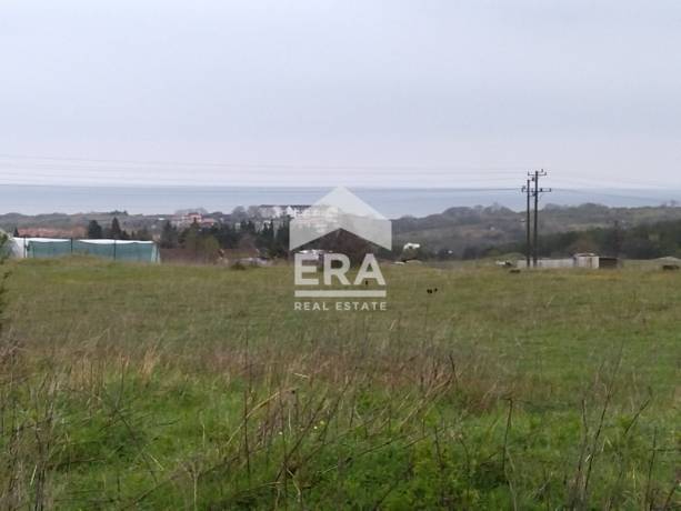 Парцел за вилно строителство в гр. Царево,местност Плаката.