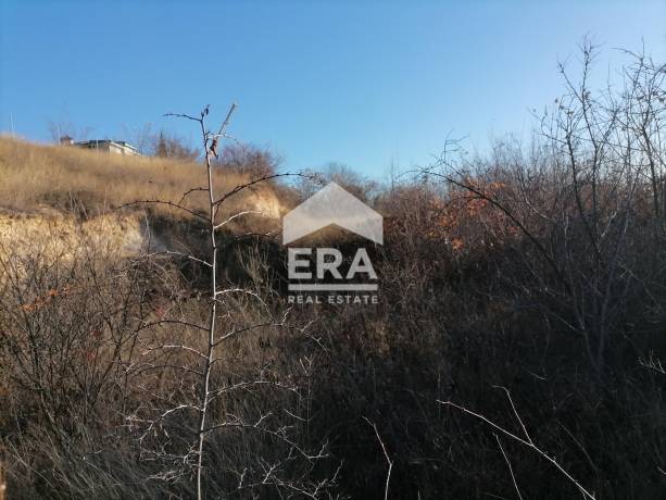 ЕРА Сити Център продава инвестиционен имот с площ 5811 кв. метра