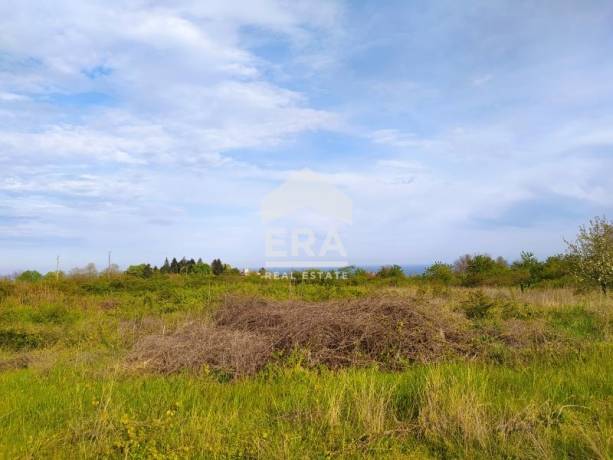 Панорамен парцел за продажба, с ПУП-ПРЗ, в м-т Патрабана, район Аспарухово, Варна, в близост до Галата