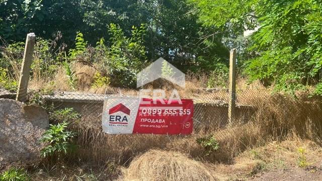 ЕРА Вива продава парцел в местност Старите лозя, в непосредствена близост до гр. Аксаково, област Варна