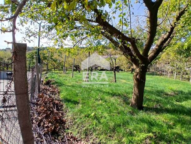 Парцел с морска панорама и ПУП в м-т " Горна Трака" за продажба, с площ от 1213 кв.м