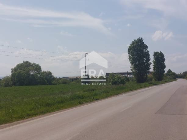 ЕРА ТЕРА продава парцел в с. Петърч