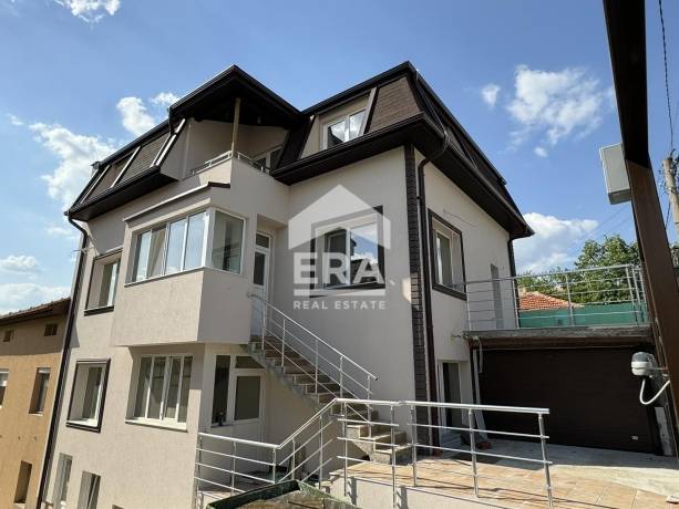 Къща за продажба в Дружба 1, Хасково