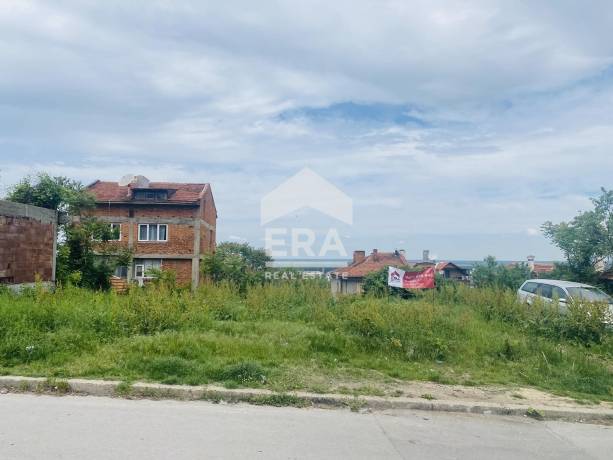 Парцел в Дружба 2