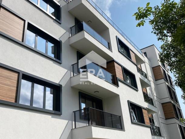 ПРОСТОРЕН АПАРТАМЕНТ ЗА ПРОДАЖБА В КВ ДИАНАБАД ЗАД ХОТЕЛ ВЕГА