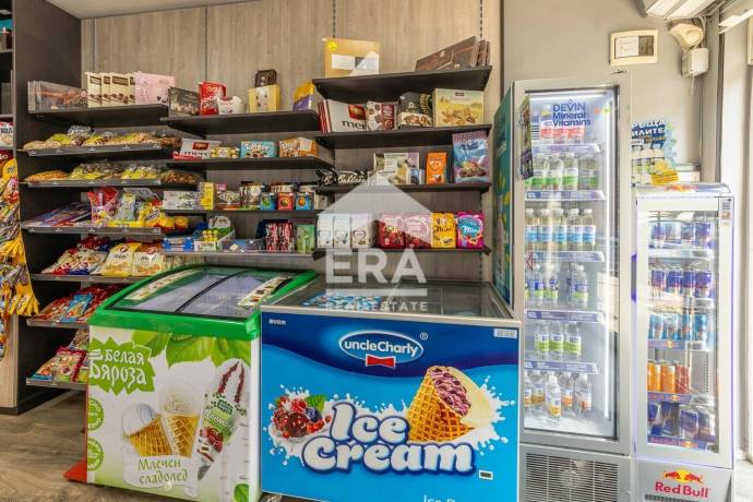 Оборудван, разработен, партерен магазин за продажба, с лице на оживена улица, Център, Варна, зад Общината