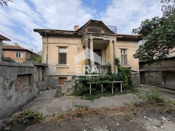 Къща за продажба в Училищни, Хасково