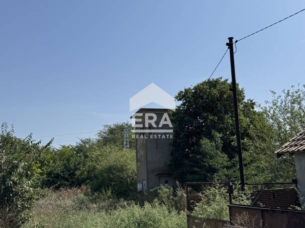 ЕКСКЛУЗИВНО от ЕРА Дръстър! Промишлен имот за продажба в с. Айдемир – Идеален за индустриални цели !