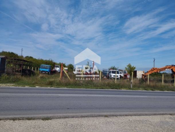 ЕКСКЛУЗИВНО! ЕРА Дръстър предлага за продажба поземлен имот в село Айдемир с потенциал за развитие и бизнес инвестиции!