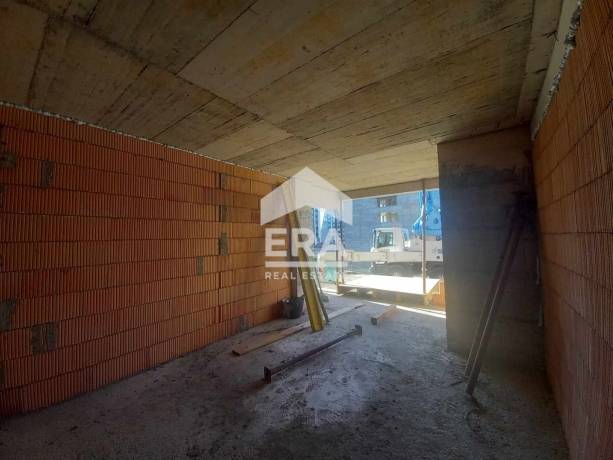 ЕРА Вива продава двустаен апартамент в новострояща се сграда в кв. Левски, гр. Варна
