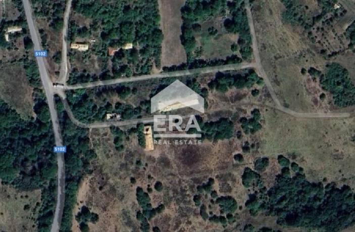 ЕРА ИмотиТе предлага за продажба Поземлен имот 14 000 м2 - Стопански двор, село Мировец, обл. Търговище.