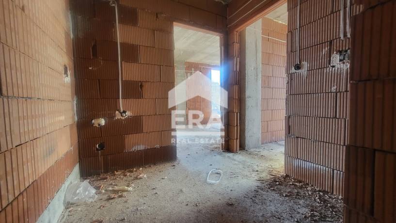 САМО В ЕРА! ЕРА Хоум предлага двустаен апартамент с АКТ 14 в комплекс Амина Резиденс
