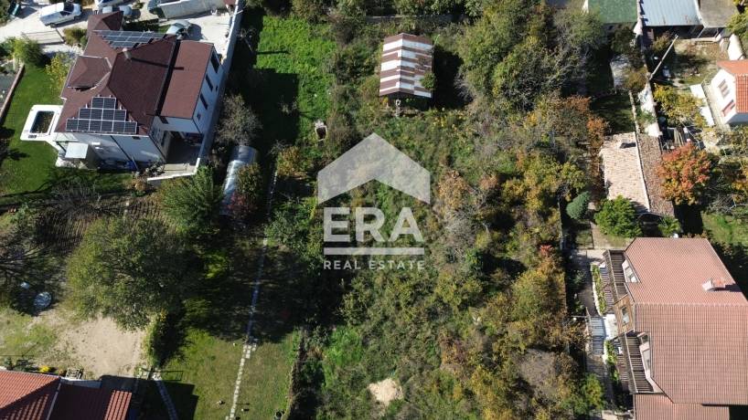Ексклузивен урегулиран поземлен имот за продажба, с морска панорама, в м-т Акчелар, Варна, на 150 м от главен път
