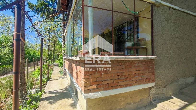 Къща за продажба във Вилна зона, Търговище