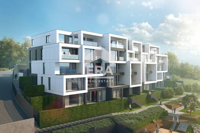 ЕРА Вива продава просторен, тристаен апартамент в кв. Бриз, гр. Варна