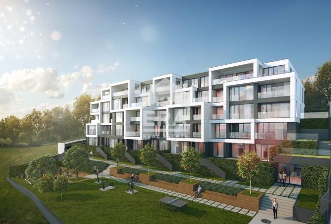 ЕРА Вива продава просторен, тристаен апартамент в кв. Бриз, гр. Варна
