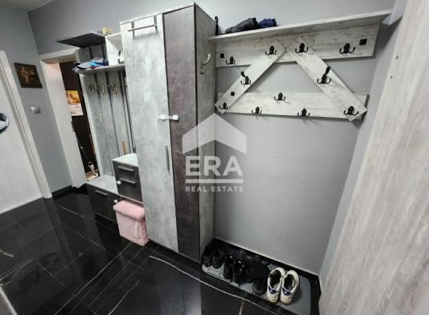 Многостаен апартамент за продажба в Овча Купел, София