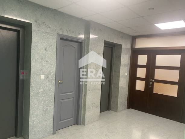 Офис за продажба в Хиподрума, София