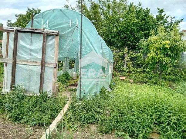 ЕРА Сити Център продава съвременна вила в село Дълбоки