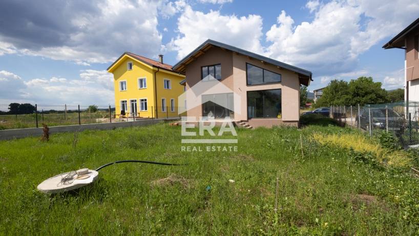 Къща за продажба в Житен, София