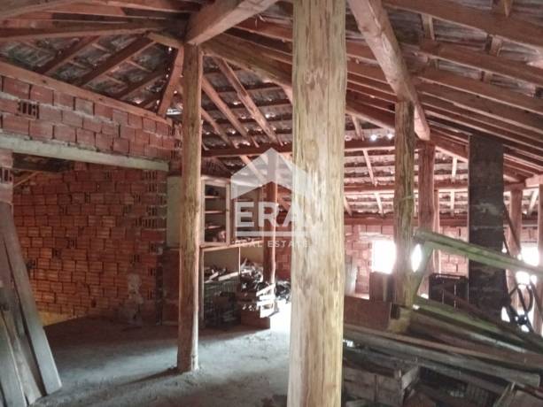 Къща за продажба в Хлевене, област Ловеч