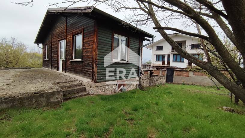 Прекрасен парцел с проект за къща в с. Овчарци