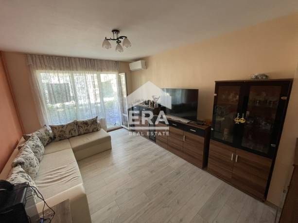 Тристаен апартамент за продажба във Възраждане 4, Варна