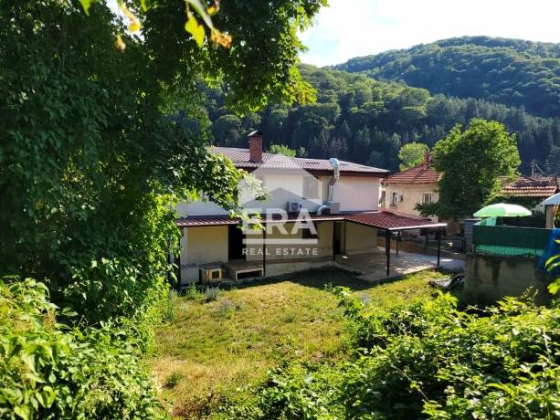 Къща за продажба в Долни Пасарел, София