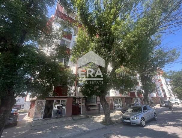 Многостаен апартамент в центъра на гр.Разград