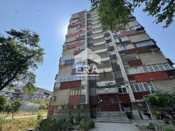 ЕКСКЛУЗИВНО! ЕРА ДРЪСТЪР предлага за продажба тристаен апртамент в село Айдемир!