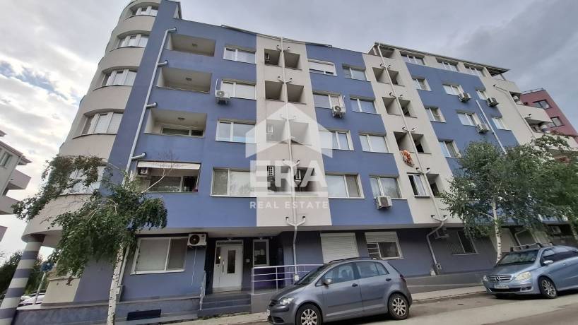 Двустаен апартамент за продажба в Студентски град, София