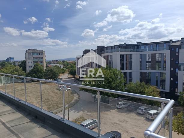 Тристаен апартамент за продажба в Левски В, София