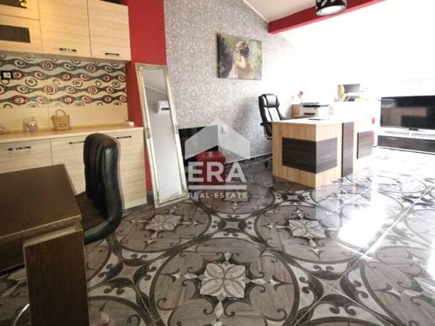 Къща за продажба в Дружба 1, Хасково