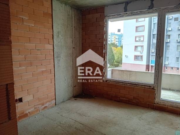 ЕРА Сити Център продава двустаен апартамент, ново строителство, „Самара-3“