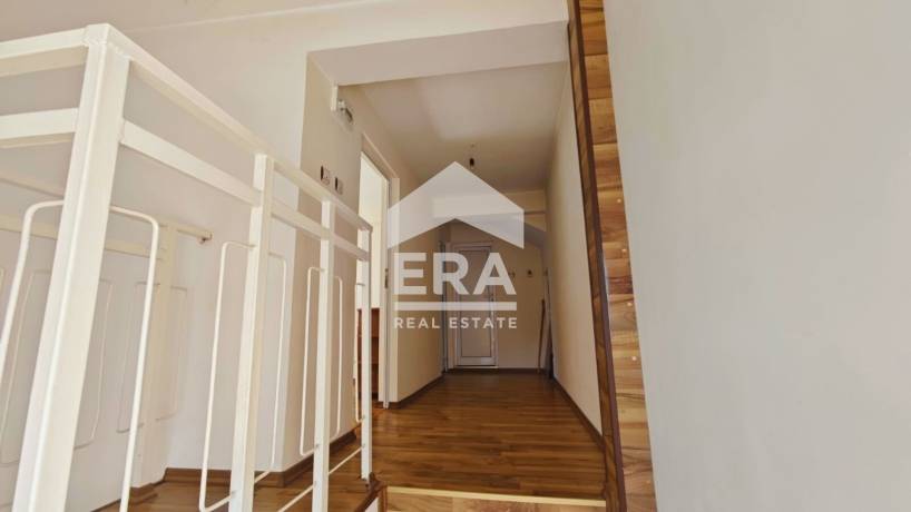 ЕКСКЛУЗИВНО! ЕРА ИмотиТе предлага за продажба тристаен Мезонет, кв. Боровец, гр. Търговище