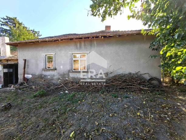 Къща за продажба в Бръшлен, област Русе