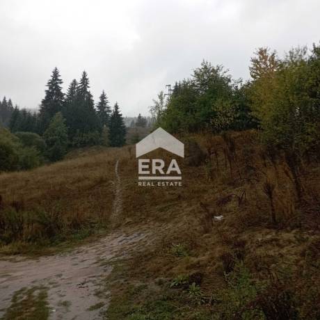 ЕРА Фаворит продава ексклузивно голям парцел в рамките на урбанизираната територия на гр. Чепеларе