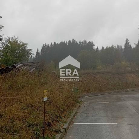 ЕРА Фаворит продава ексклузивно голям парцел в рамките на урбанизираната територия на гр. Чепеларе