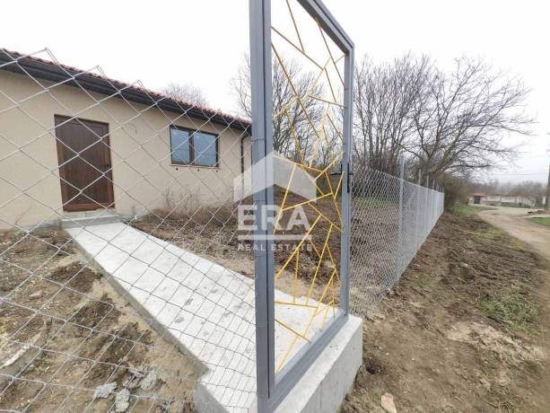 Къща за продажба в Червена вода, област Русе
