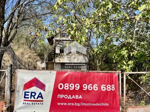 ЕКСКЛУЗИВНО! Вила за продажба в Хаджигенова Чешма