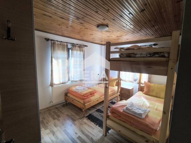 Къща за продажба в Изгрев, област Сливен