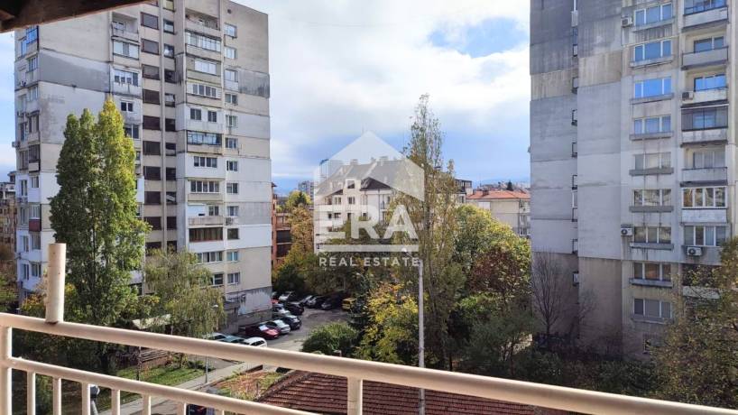Многостаен апартамент за продажба в Гео Милев, София