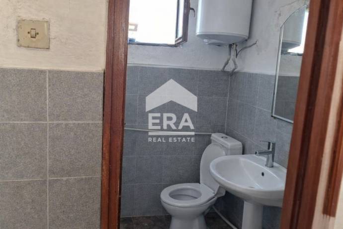 ЕКСКЛУЗИВНО! ЕРА ПЛЕВЕН СИТИ предлага къща за продажба в гр. Долни Дъбник