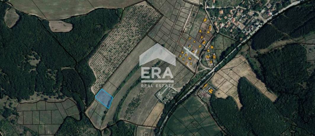 ЕРА Сити Център продава поземлен имот в село Борилово