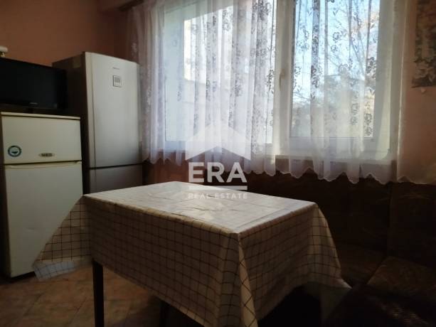 ЕКСКЛУЗИВНО! ЕРА ОСЪМ Ловеч предлага 3 стаен апартамент в широк център, района на пазара в гр. Ловеч