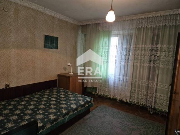 ЕКСКЛУЗИВНО! ЕРА ОСЪМ Ловеч предлага за продажба апартамент в град Ловеч