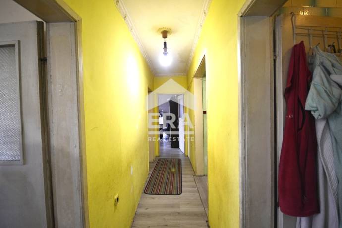 САМО В ЕРА ИМОТИ ХАСКОВО! Многостаен апартамент с гараж