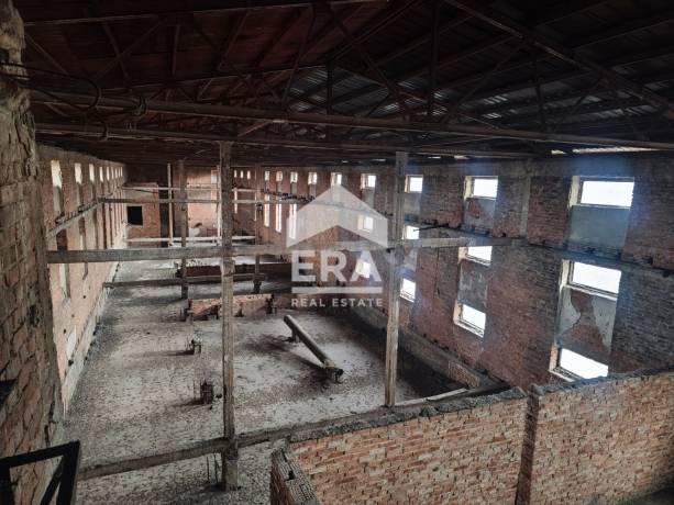 Цяла сграда за продажба в Каргон, Ямбол